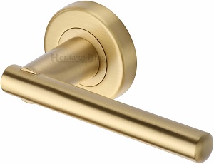 Heritage Brass V1001 Challenger Door Handle on Round Rose (Set)