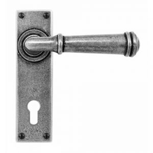 Finesse Pewter FD005E7 Lever on Lock Backplate (Set)