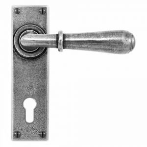 Finesse Pewter FD061E7 Lever on Lock Backplate (Set)