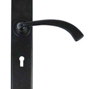 From the Anvil Black Gothic Curved Sprung Lever Lock Set - 33136