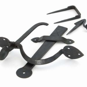 From the Anvil Beeswax Gothic Thumblatch - 33150