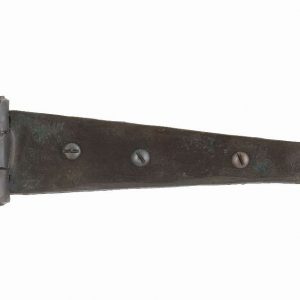 From the Anvil Beeswax 6" Penny End T Hinge (pair) - 33154