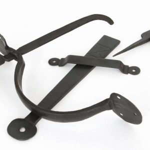 From the Anvil Beeswax Heavy Bean Thumblatch - 33159