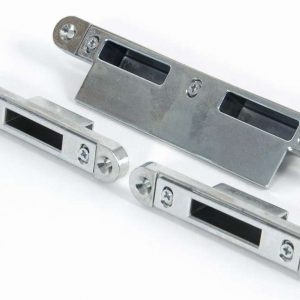 From the Anvil Bright Zinc Plated Espag Keep Set - 57mm Door - 91910