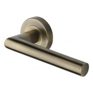 Heritage Brass V3840 Athena Door Handle on Round Rose (Set)